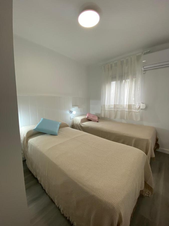 Piso Junto Al Hospital Macarena Apartman Sevilla Kültér fotó