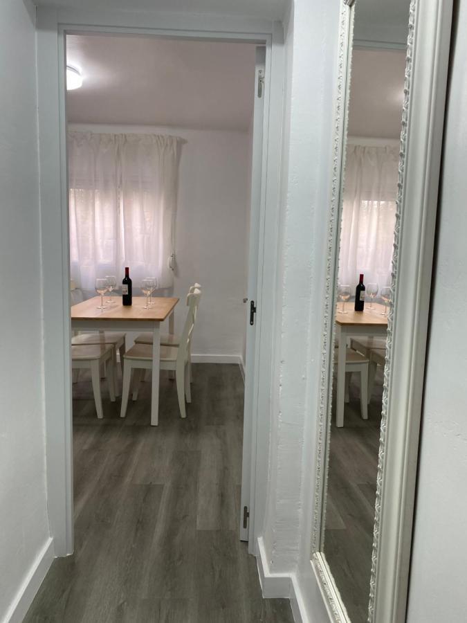 Piso Junto Al Hospital Macarena Apartman Sevilla Kültér fotó